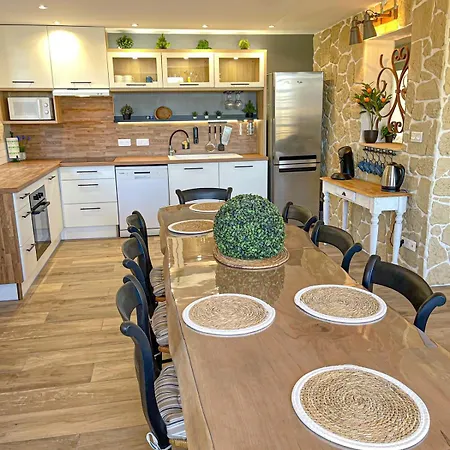 Ferienhaus Gite Des Papillons & Brocante