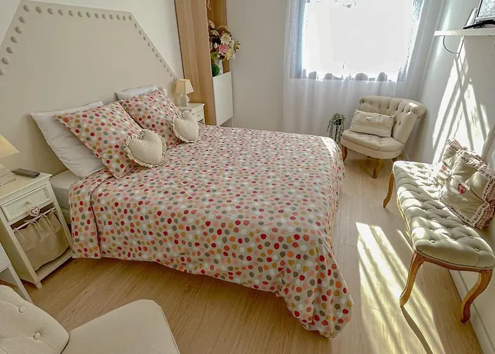 Vakantiehuis Des Papillons & Brocante *