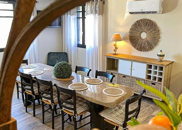 Des Papillons & Brocante Vakantiehuis *