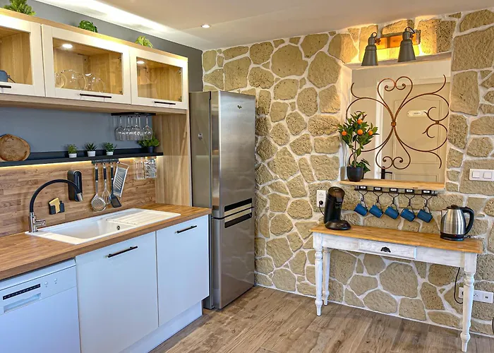 Vakantiehuis Des Papillons & Brocante